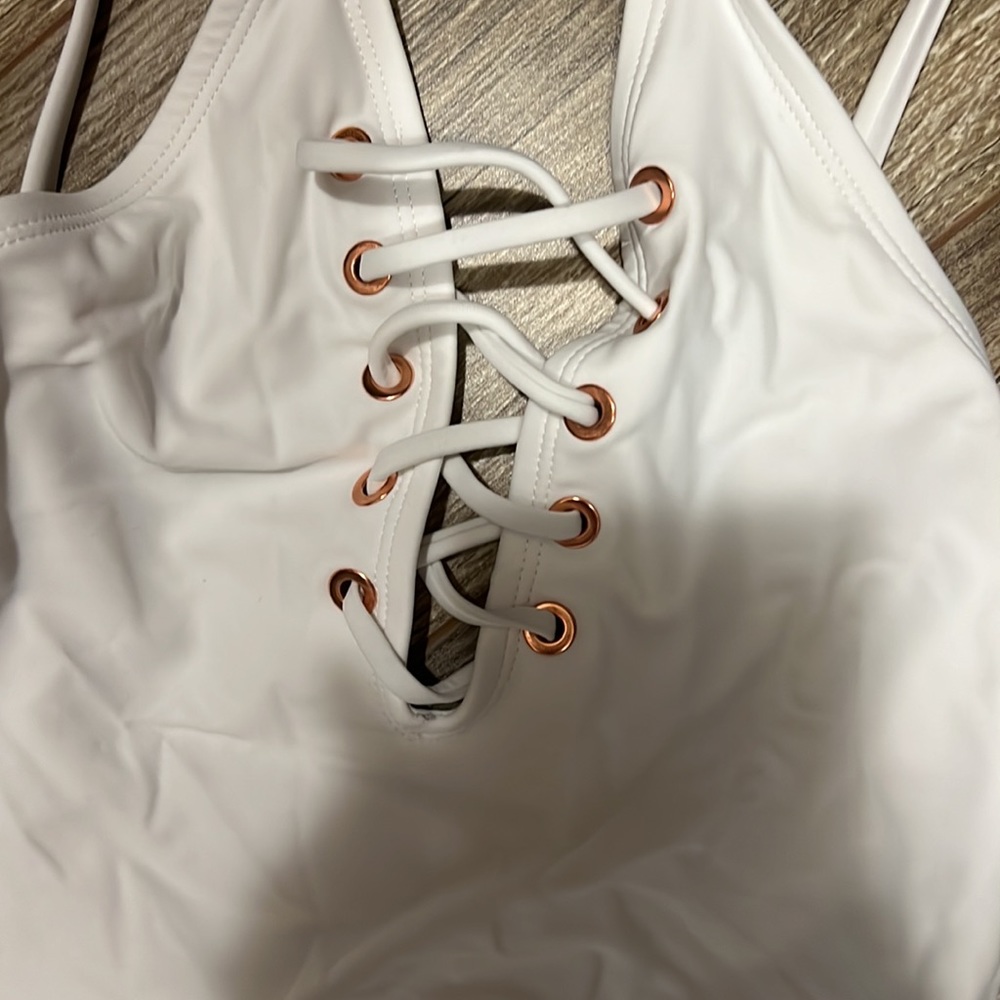 High waist criss cross sexy one piece swimsuit - Picture 3 of 6